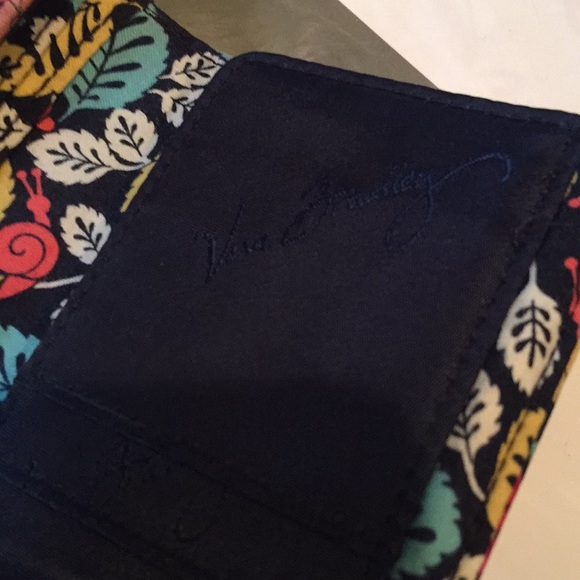 Vera Bradley wallet - Picture 5 of 8